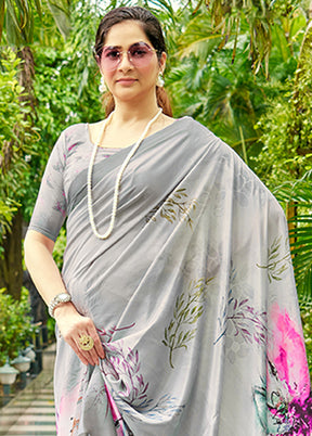 Grey Crepe Silk Saree With Blouse Piece