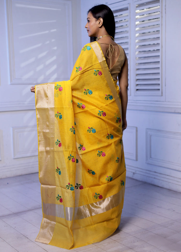 Yellow Cotton Saree With Blouse Piece