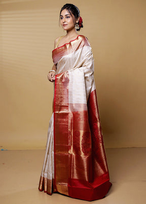 White Handloom Kanchipuram Pure Silk Saree With Blouse Piece