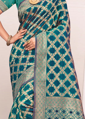 Sea Green Spun Silk Saree With Blouse Piece