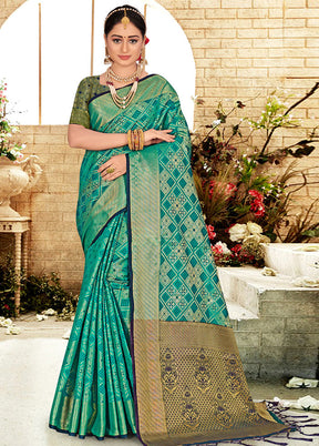 Sea Green Spun Silk Saree With Blouse Piece