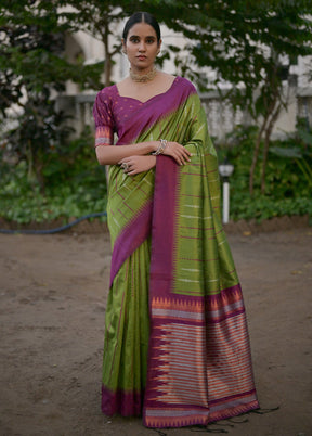 Mehendi Dupion Silk Saree With Blouse Piece