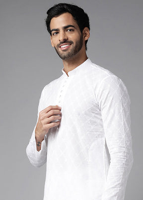 White Embroidered Cotton Kurta VDVSD1912265 - Indian Silk House Agencies