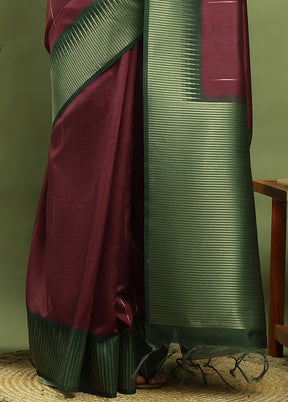 Burgundy Dupion Silk Saree With Blouse Piece