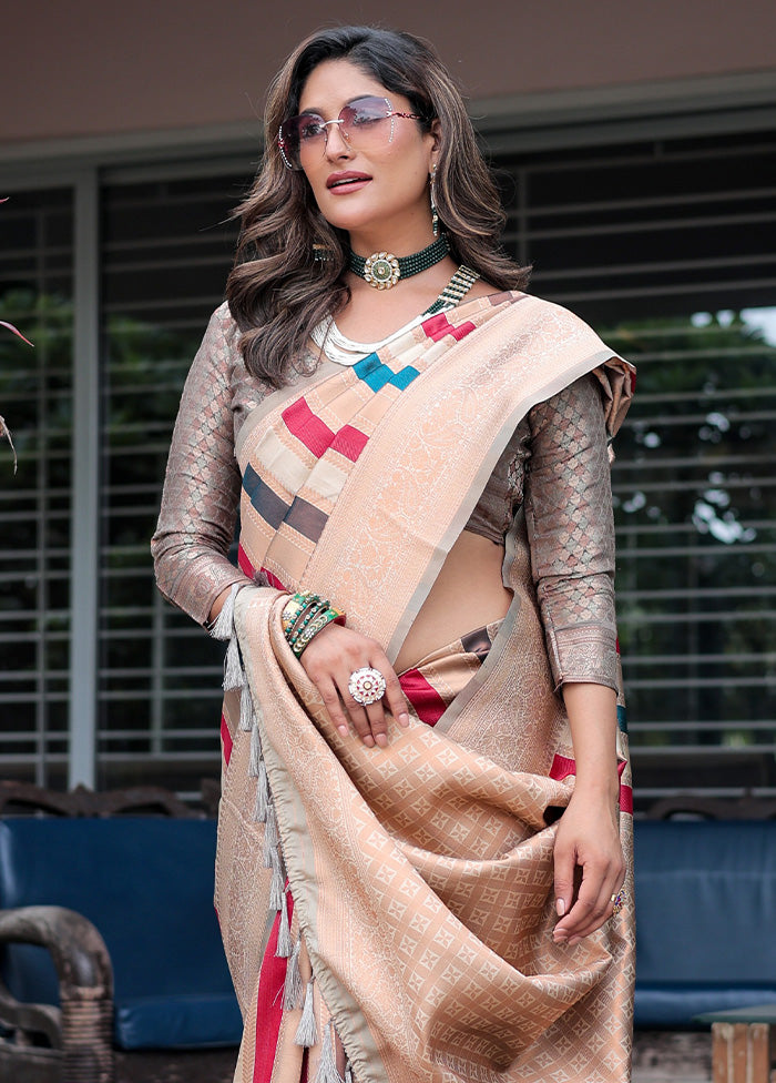 Cream Kanjivaram Silk Saree With Blouse Piece