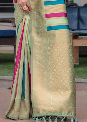 Sea Green Kanjivaram Silk Saree With Blouse Piece