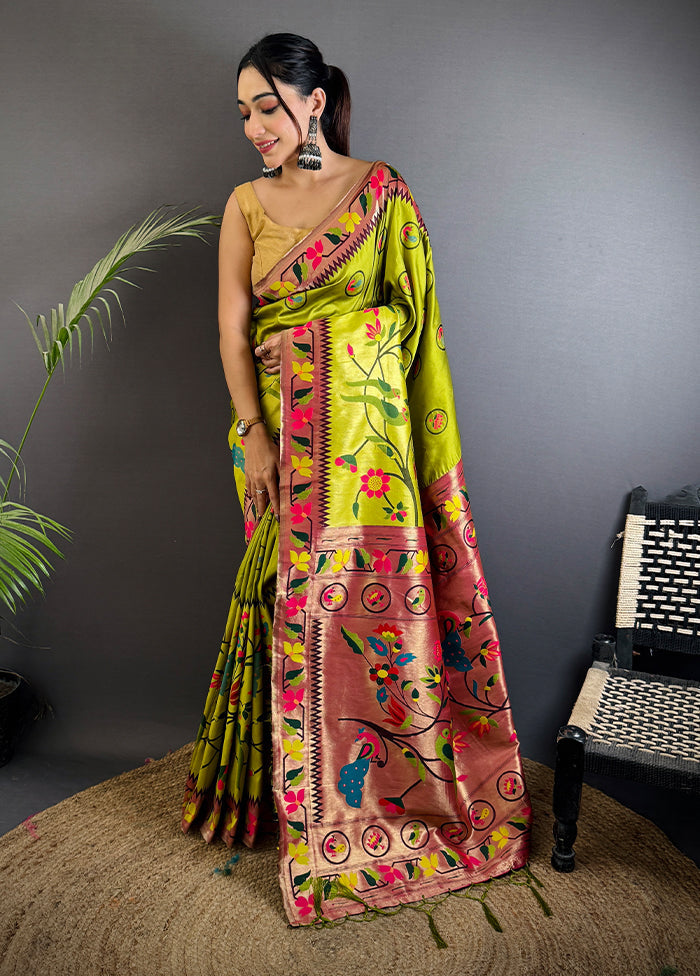 Green Spun Silk Saree With Blouse Piece