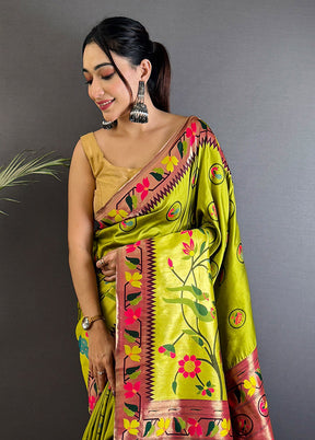 Green Spun Silk Saree With Blouse Piece