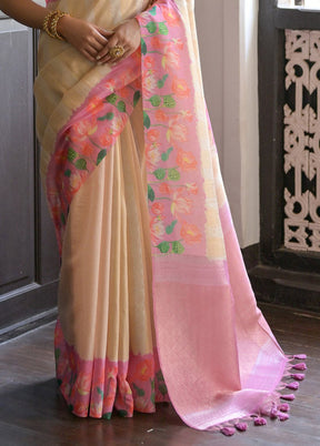 Cream Banarasi Silk Saree With Blouse Piece