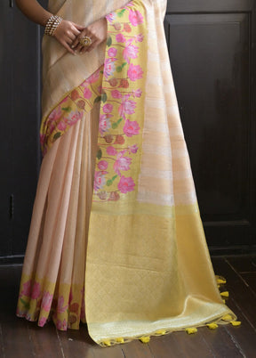 Yellow Banarasi Silk Saree With Blouse Piece