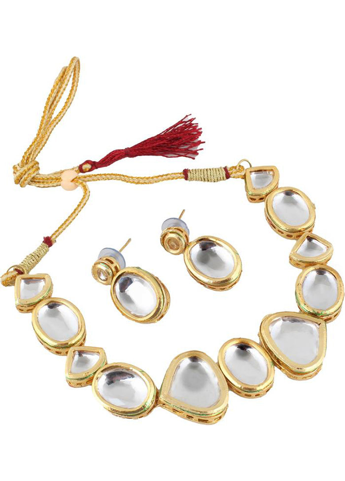 Golden Alloy Jewellery Set