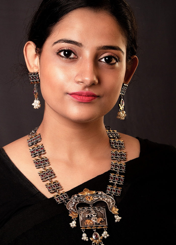 Silver Tone Brass Set Of Necklace and Earrings - Indian Silk House Agencies