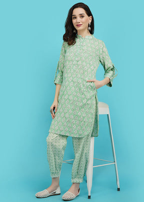 2 Pc Light Green Cotton Printed Kurti Set VDJB311247 - Indian Silk House Agencies