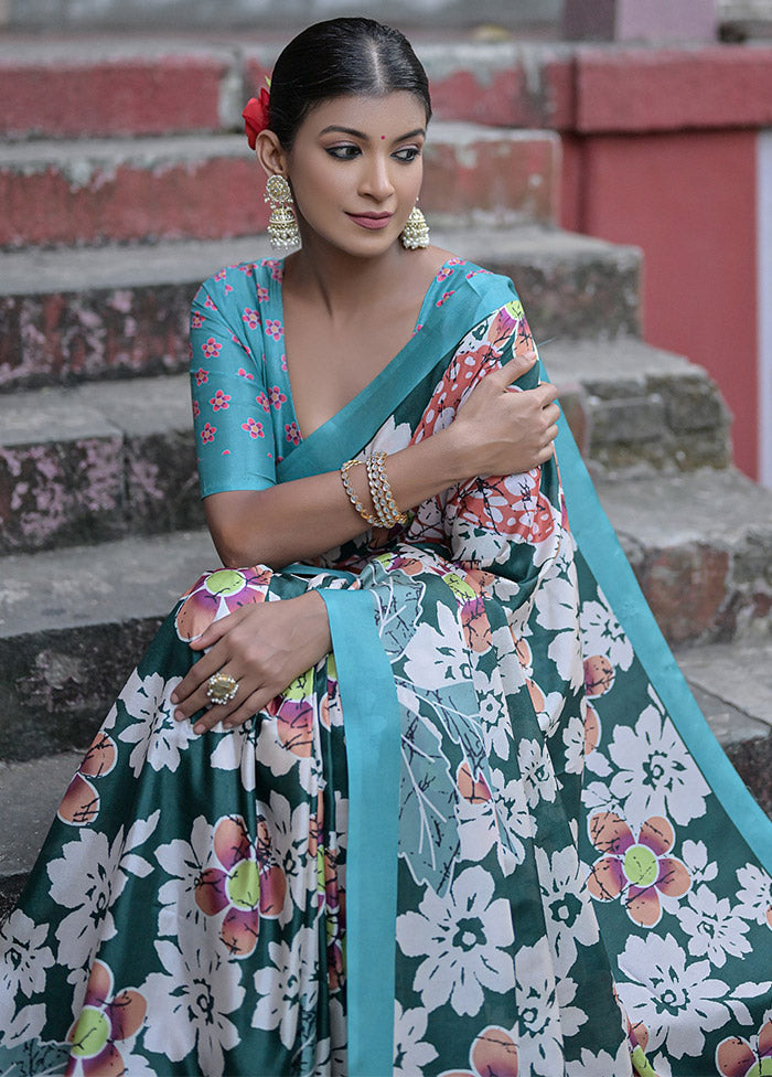 Green Cotton Saree With Blouse Piece