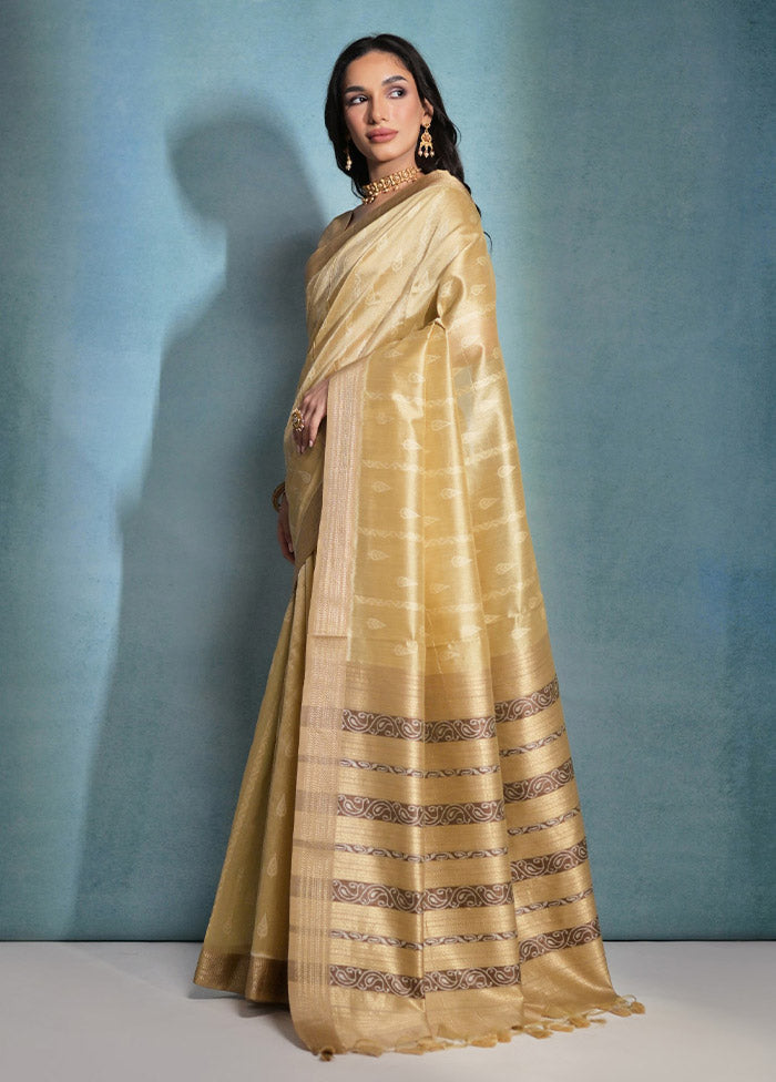 Cream Dupion Silk Saree With Blouse Piece