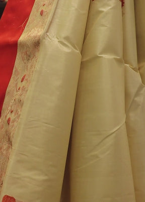 Cream Garad Pure Silk Saree Without Blouse Piece