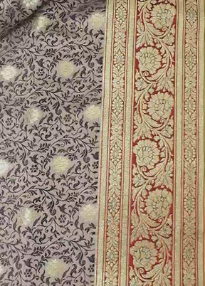 Grey Tanchoi Silk Saree With Blouse Piece