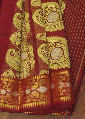 Maroon Handloom Baluchari Pure Silk Saree With Blouse Piece