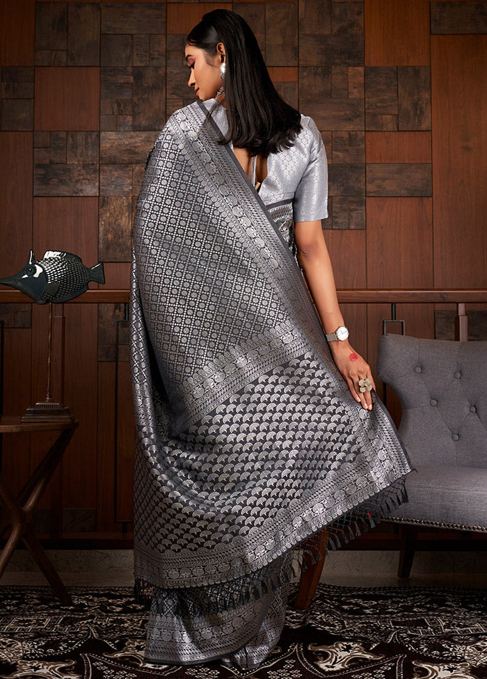 Grey Kanjivaram Silk Saree With Blouse Piece