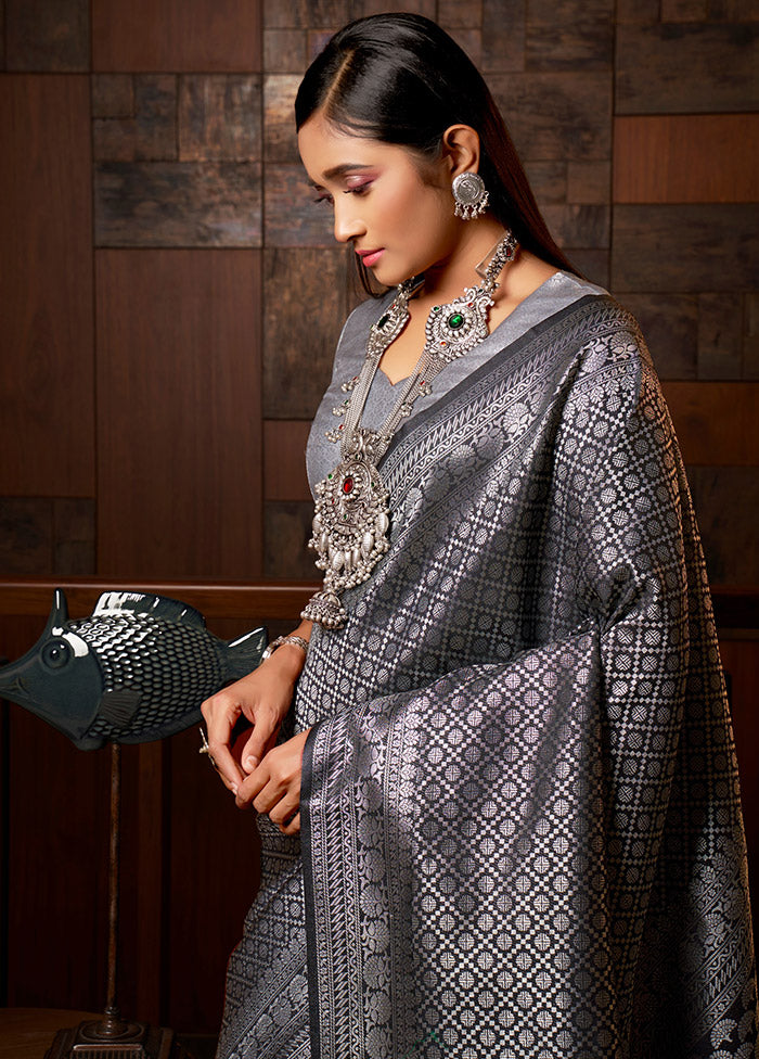 Grey Kanjivaram Silk Saree With Blouse Piece