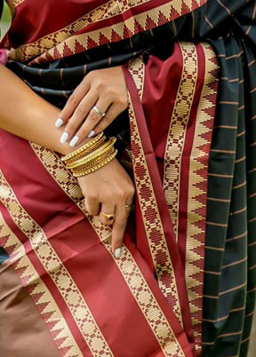 Black Spun Silk Saree With Blouse Piece