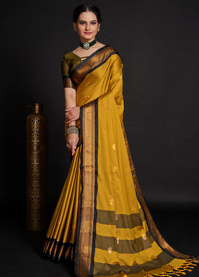 Yellow Dupion Silk Saree With Blouse Piece