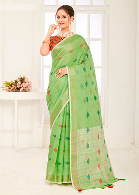 Green Spun Silk Saree With Blouse Piece