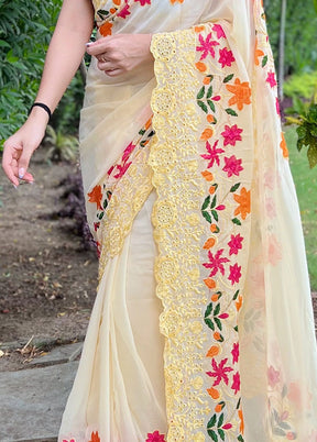 Yellow Georgette Saree With Blouse Piece