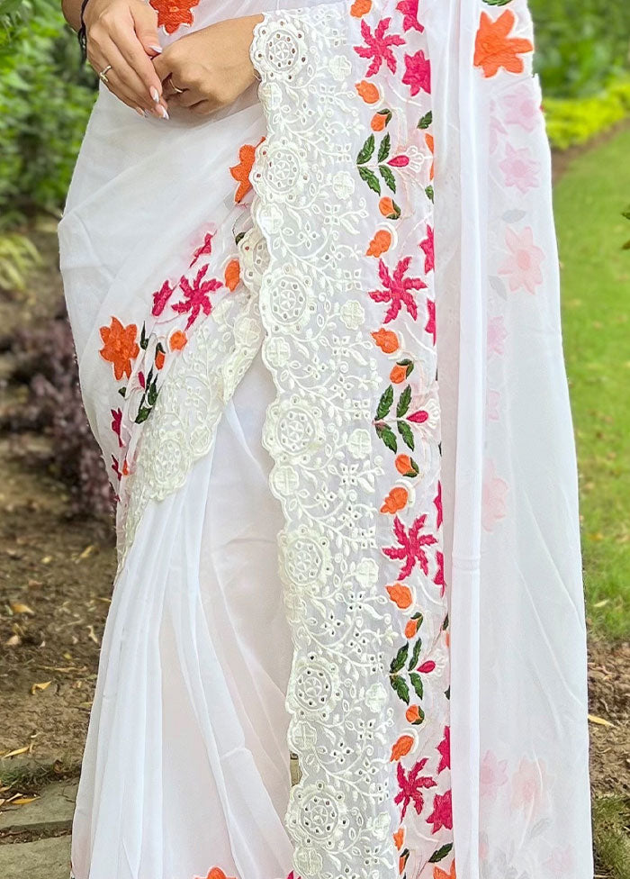 White Georgette Saree With Blouse Piece