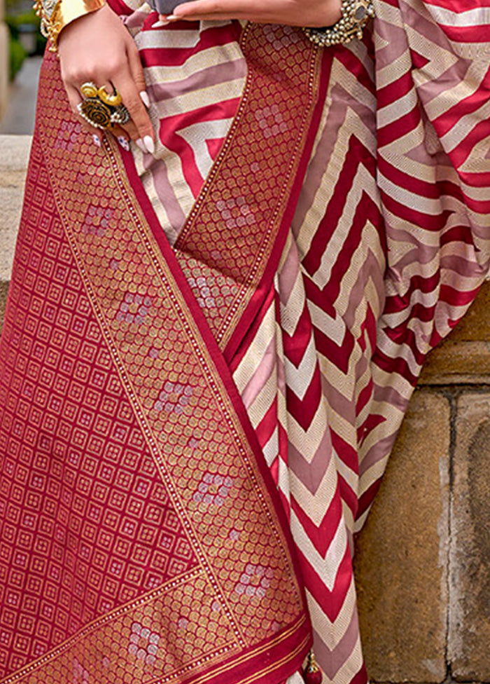 Red Dupion Silk Saree With Blouse Piece