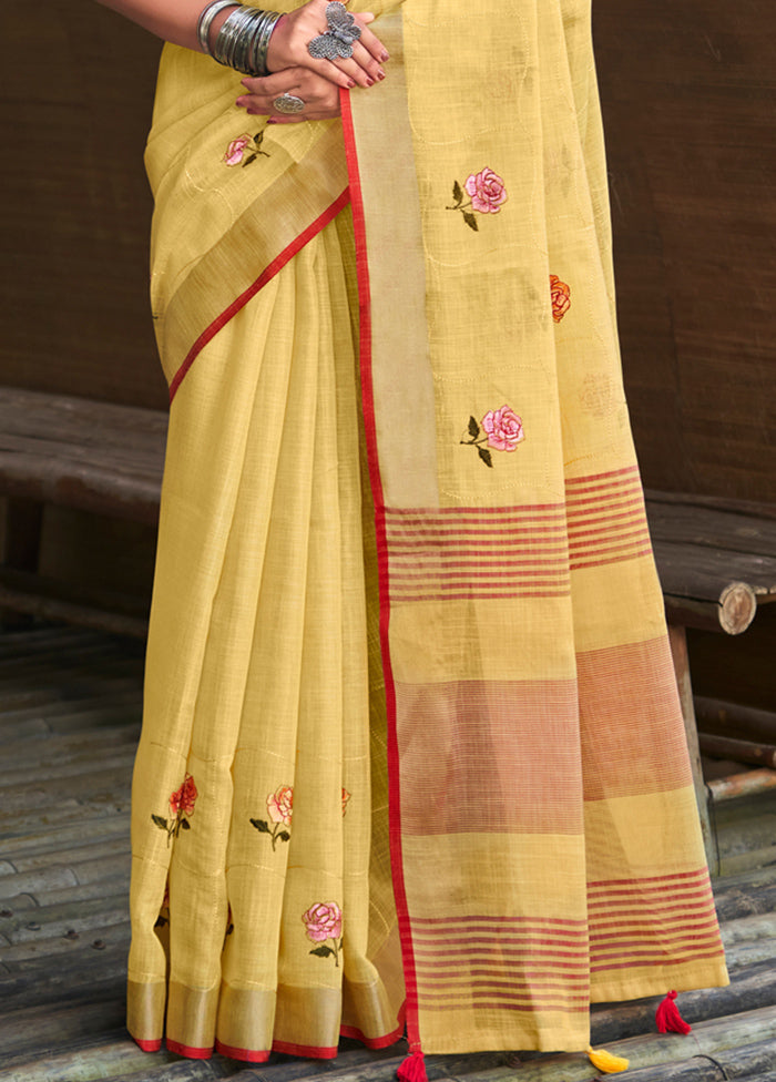 Yellow Silk Saree With Blouse Piece