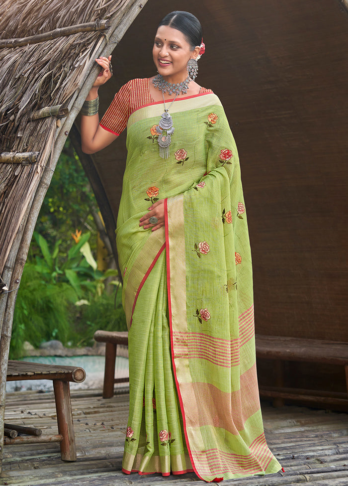 Green Silk Saree With Blouse Piece