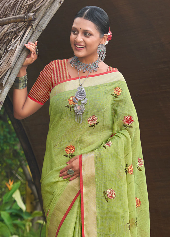 Green Silk Saree With Blouse Piece