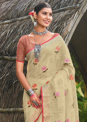 Beige Silk Saree With Blouse Piece