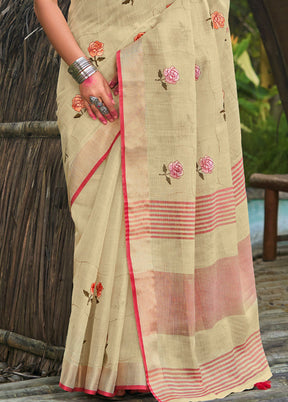 Beige Silk Saree With Blouse Piece