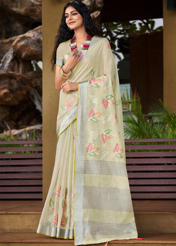 Pista Green Silk Saree With Blouse Piece