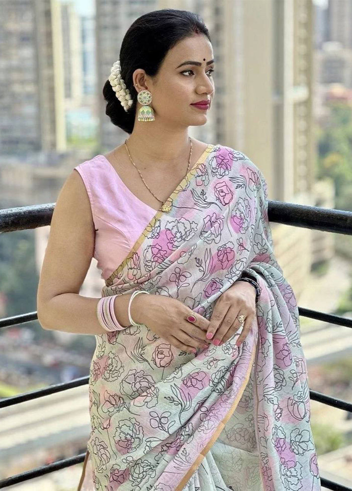 White Silk Saree With Blouse Piece