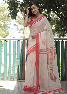 White Silk Saree With Blouse Piece