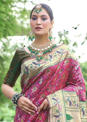 Magenta Dupion Silk Saree With Blouse Piece