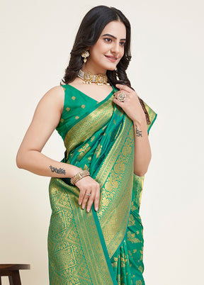 Green Dupion Silk Saree With Blouse Piece