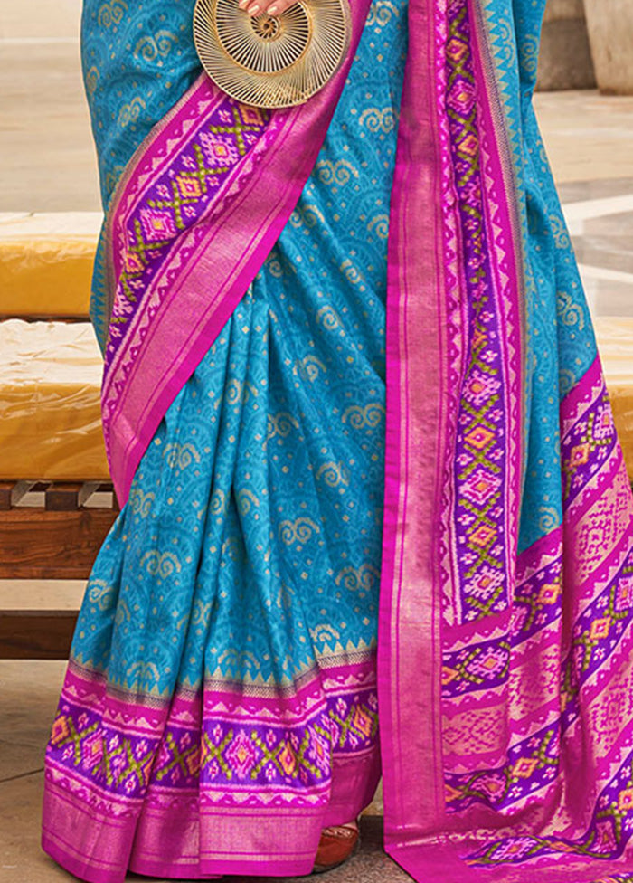 Blue Dupion Silk Saree With Blouse Piece