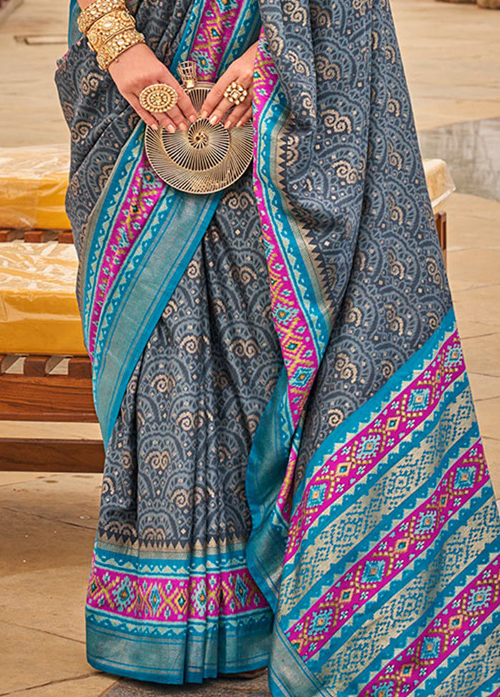 Grey Dupion Silk Saree With Blouse Piece