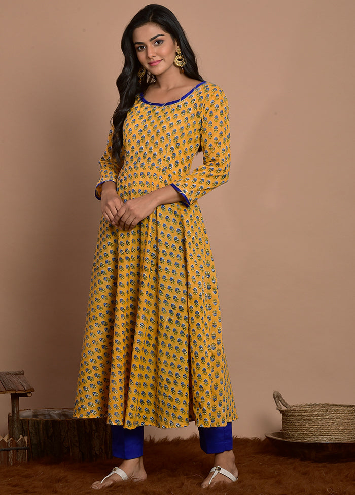 2 Pc Yellow Readymade Cotton Kurti Set