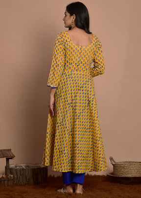 2 Pc Yellow Readymade Cotton Kurti Set