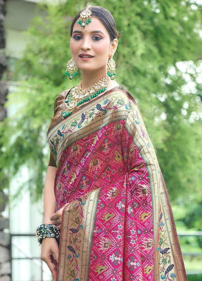 Magenta Dupion Silk Saree With Blouse Piece