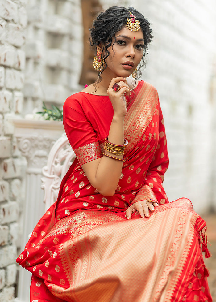 Red Spun Silk Saree With Blouse Piece