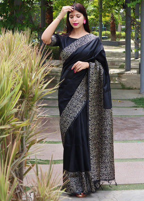 Black Dupion Silk Saree With Blouse Piece