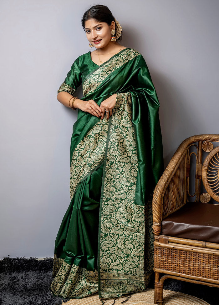 Green Dupion Silk Saree With Blouse Piece