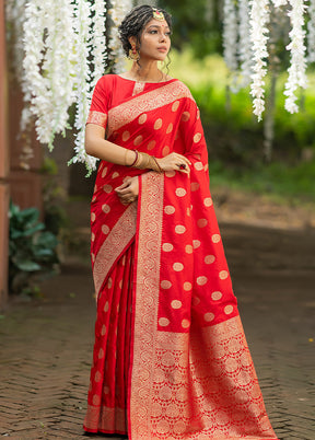 Red Silk Saree With Blouse Piece