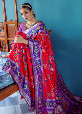 Red Dupion Silk Saree With Blouse Piece